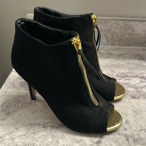 Madden Girl Black Suede Peep Toe Heeled Booties size 8